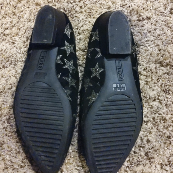 The Flex mules - Picture 3 of 5